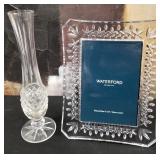 11 - CRYSTAL BUD VASE & PHOTO FRAME (G52)