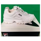J1 - WOMEN'S FILA SHOES SIZE 8.5 (L113)