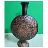11 - DECORATIVE VASE 13'T (L13)
