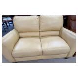 11 - LEATHER LOVESEAT