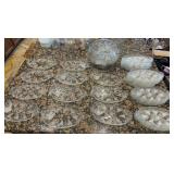 M - LOT OF THIRTY GLASS PLATES (K68)