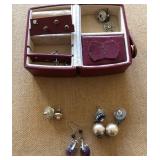 M - JEWELRY BOX WITH EARRINGS (J78)