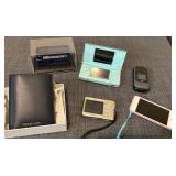 M - WALLET, PHONES, GAME, DIGITAL CAMERA (R13)