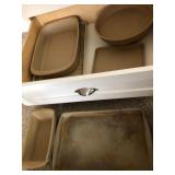 M - PAMPERED CHEF STONEWARE BAKEWARE (L37)