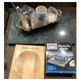 M - MIXED LOT OF COLLECTIBLES (K38)