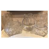 M - MIXED LOT OF GLASS VASES (K9)