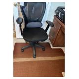 M - HOME OFFICE DESK CHAIR (R12)