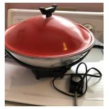 L - WEST BEND ELECTRIC WOK (E81)