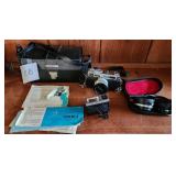 V - YASHICA CAMERA, ACCESSORIES, CAMERA BAG (C8)