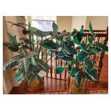V - FAUX PLANTS IN PLANTER POTS (M11)