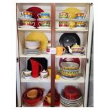 V - HAUSEN WARE & VISTA COLORFUL DISHWARE (K11)