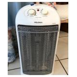 431 - PELONIS SPACE HEATER (A63)