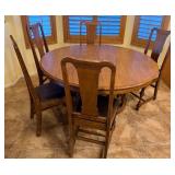 15 - ROUND DINNG TABLE WITH FIVE CHAIRS