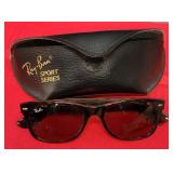 PP - RAY-BAN NEW WAYFARER SUNGLASSES WITH CASE