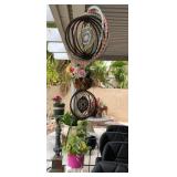 431 - METAL HANGING WIND SPINNER (A5)