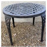 15 - ROUND METAL DRINK TABLE / PLANT STAND 20'DIA