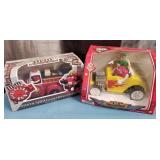 444 - TWO PIECES M&M CANDY COLLECTIBLES (E22)