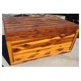 15 - CEDAR BLANKET CHEST