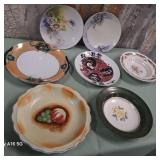12 - MIXED LOT OF VINTAGE COLLECTIBLE PLATES (P52)