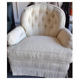 F - UPHOLSTERED OCCASIONAL CHAIR (G16)