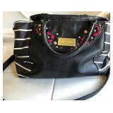 F - BETSEY JOHNSON SHOULDER BAG (M63)