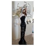 F - JEWELRY DISPLAY WITH EARRINGS (L118)