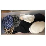 F - MIXED LOT OF HATS (M96)