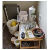 F - FOLDING LAP TRAY & COLLECTIBLES (K30)