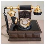 F - VINTAGE-STYLE DECORATIVE TELEPHONE (A162)