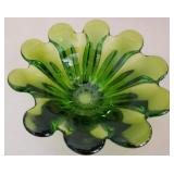 F - VINTAGE GREEN GLASS BOWL (A142)