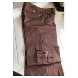 F - WOMEN'S ST JOHN SPORT PANTS SIZE 12 (M107)