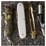 F3 - FOUR RARE VINTAGE COLLECTIBLES (SEE DETAILS)