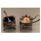F - VINTAGE CREAMER & SUGAR BOWL SET (HA16)