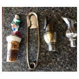 F3 - VINTAGE BOTTLE STOPPERS & PIN (A156)