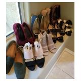 F - NINE PAIR OF WOMEN'S SHOES SIZE 10 (K75)