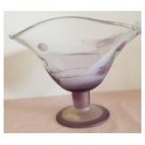 F - HAND-BLOWN FLUTED ART GLASS PEDESTAL BOWL