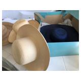 F - LOT OF FOUR HATS (M93)