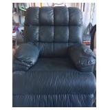 F - COMFY RECLINER (G14)