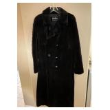 F - WOMAN'S NEIMAN MARCUS SURBARA COAT (HA22)