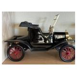 F - JIM BEAM DECANTER (L10)