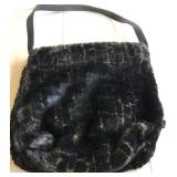 F - LIZ CLAIBORNE SHOULDER BAG (M42)