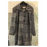 F - WOMEN'S MONROE & MAIN COAT SIZE XL (M3)