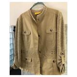 F - WOMEN'S ST JOHN JACKET SIZE 16 (M25)