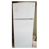 F - KENMORE REFRIGERATOR/ FREEZER (L143)