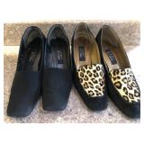F - TWO PAIR OF SHOES SIZE 10 (K71)