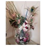 F - GLASS VASE WITH FAUX FLOWERS (Z19)