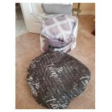 F - MIXED QUEEN BED SIZE BEDDING (Z28)