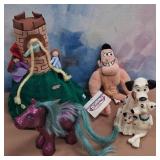 11 - MIXED LOT OF COLLECTIBLES (M148)