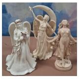 11 - LOT OF THREE COLLECTIBLE FIGURINES (M127)
