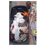 11 - HALLOWEEN DECORATION ASSORTMENT LOT